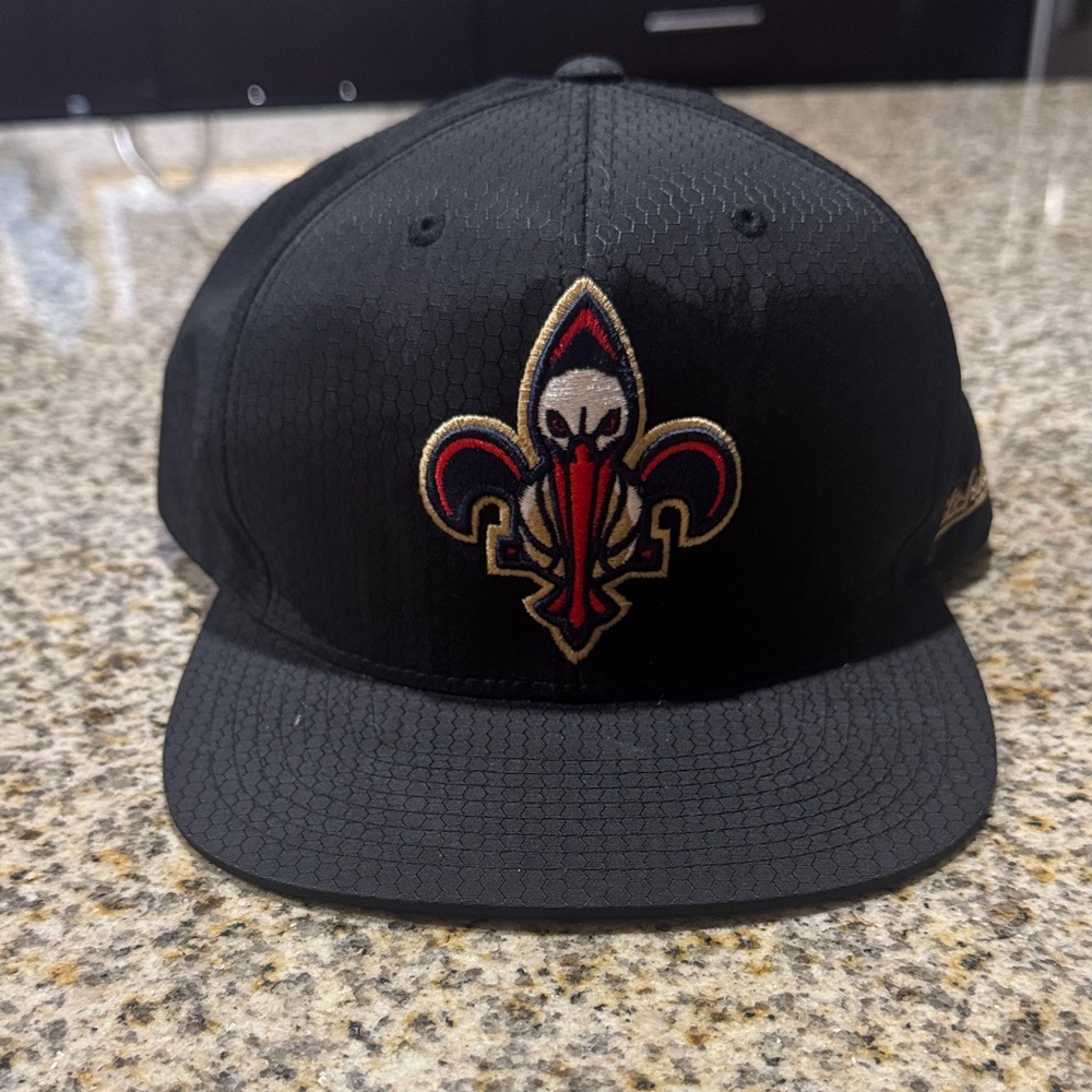 Black and Gold Fleur de lis Pelicans SnapBack Honeycomb texture